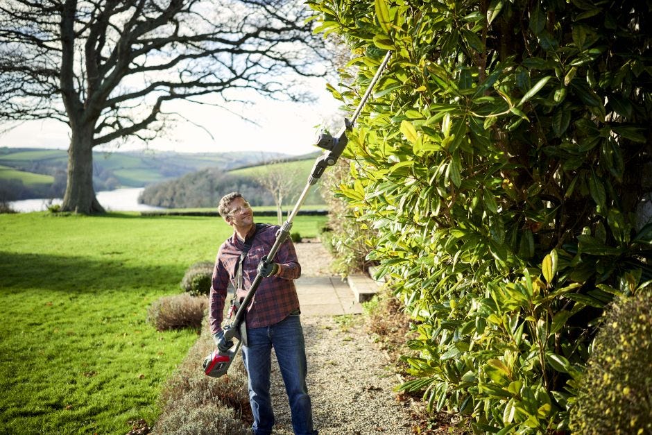 Mountfield pole sales hedge trimmer